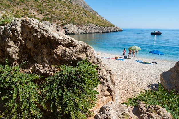 Malta jakie plaże warto odkryć podczas urlopu?